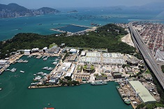 「淨化海港計劃」是香港歷來最大型的環保基建項目，工程規模浩大，由始至今，歷時逾四分一世紀。
